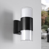 Rund utomhusvägglampa Emmy med två lampor - svart med integrerad LED
