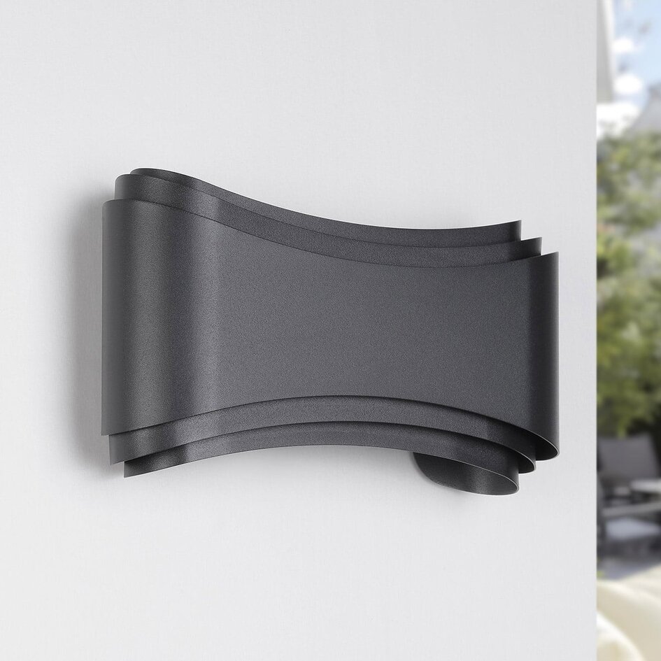 Modern utomhusvägglampa Ann - svart med integrerad LED