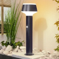 Stående utomhuslampa Jay med sensor - svart