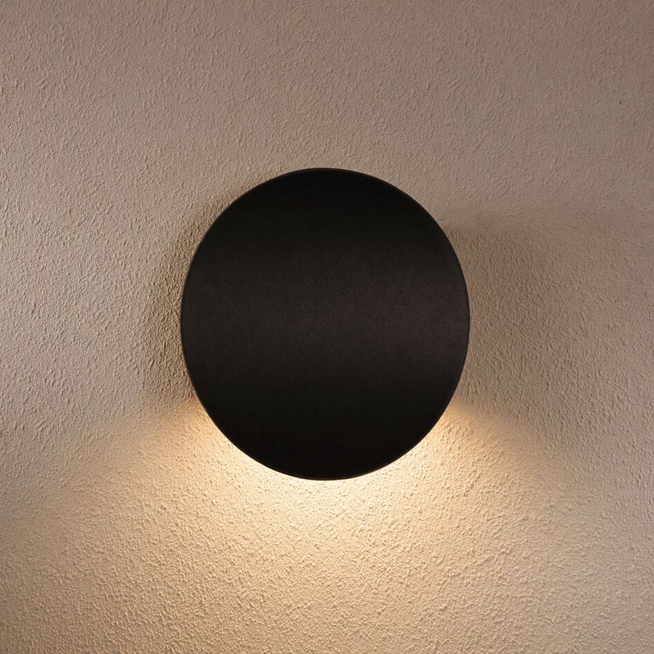 Designad utomhusvägglampa Ollie - svart med integrerad LED