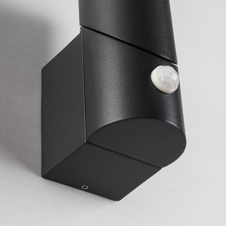 Justerbar utomhusvägglampa Demy med sensor - svart