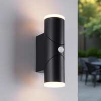 Justerbar rund utomhusvägglampa Tess med sensor - svart