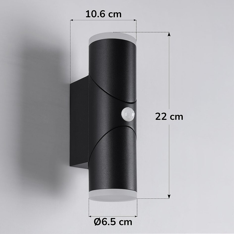 Justerbar rund utomhusvägglampa Tess med sensor - svart