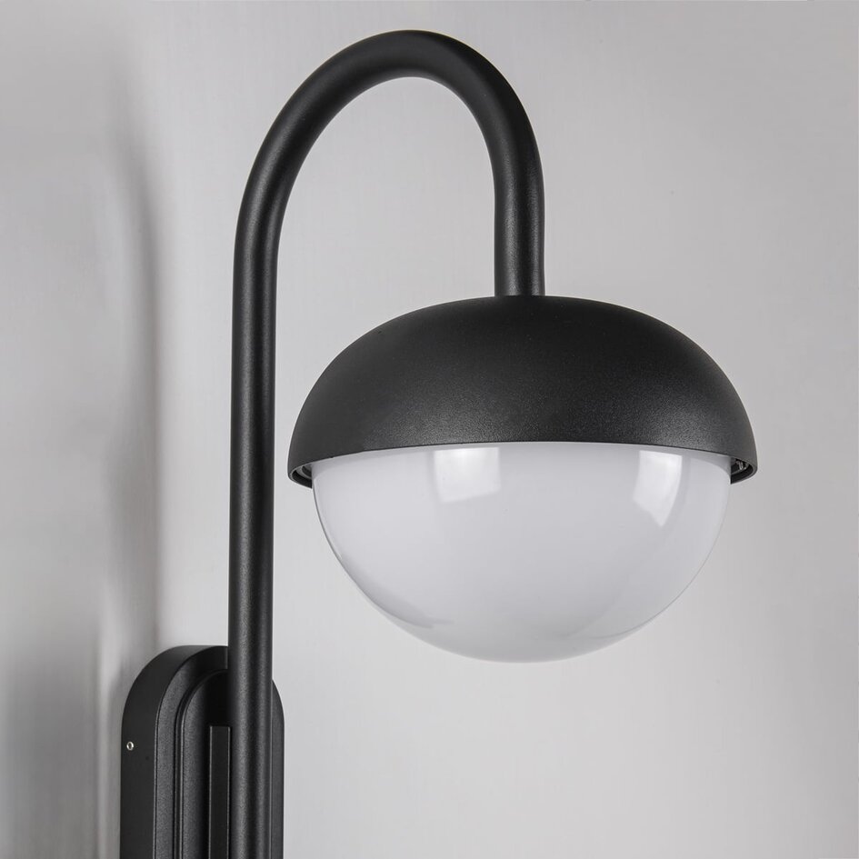 Modern utomhusvägglampa Liza - svart med integrerad LED