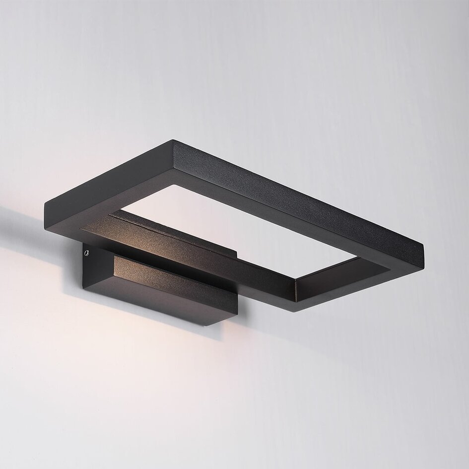 Designad utomhusvägglampa Isa - mattsvart med integrerad LED