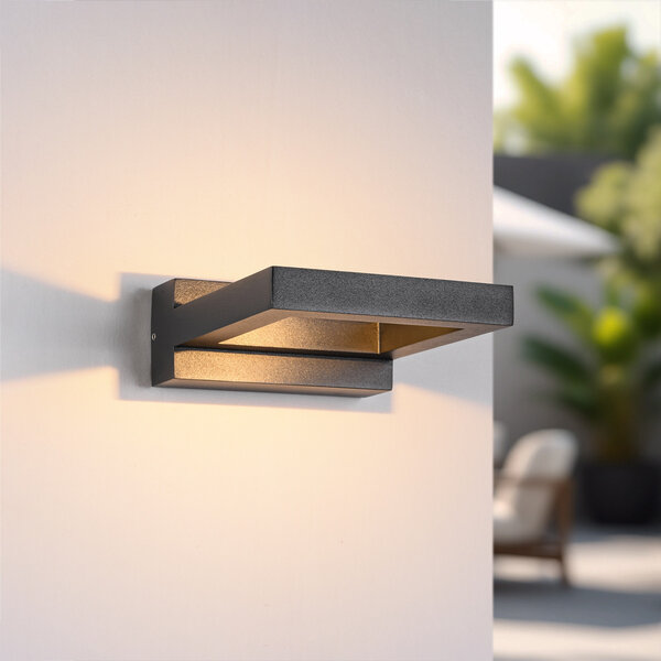 Designad utomhusvägglampa Vince - svart med integrerad LED
