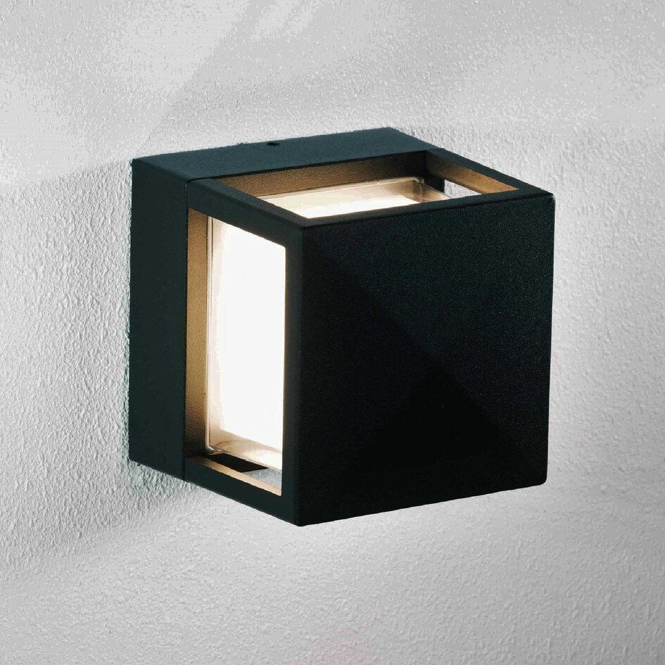 Kvadratisk utomhusvägglampa Otis - svart med integrerad LED