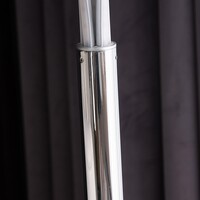 Golvlampa Louis med integrerad LED och dimmer