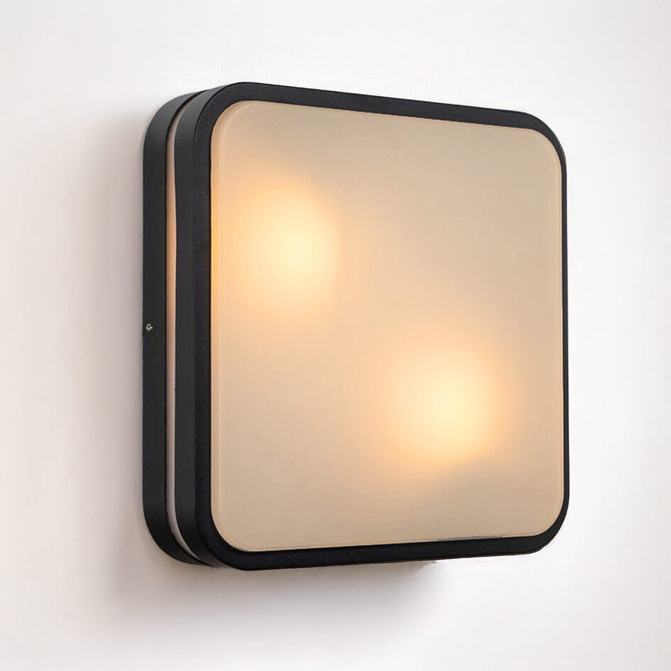 Kvadratisk designad utomhusvägglampa Seb - svart 28,5 cm