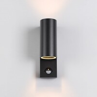 Utomhusvägglampa Curtis med sensor och två lampor - svart