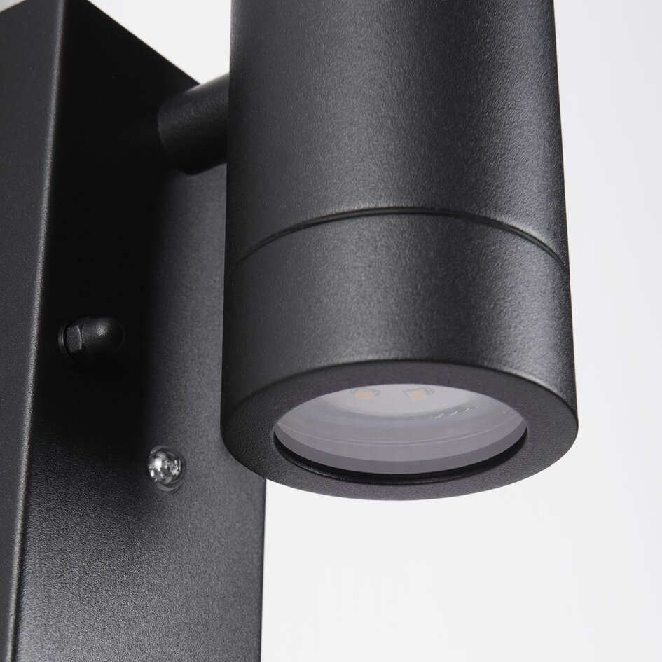 Utomhusvägglampa Zane med två lampor - svart