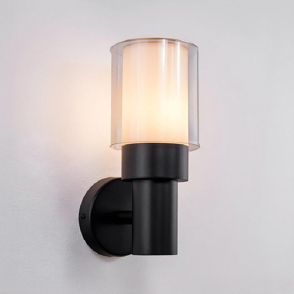 Robust utomhusvägglampa Bax - svart