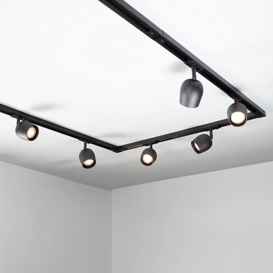 Set med 1-fas skensystem på 1,5 meter och Day-spotlights, svart