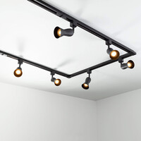 Set med 1-fas skensystem på 1,5 meter och Elle-spotlights, svart