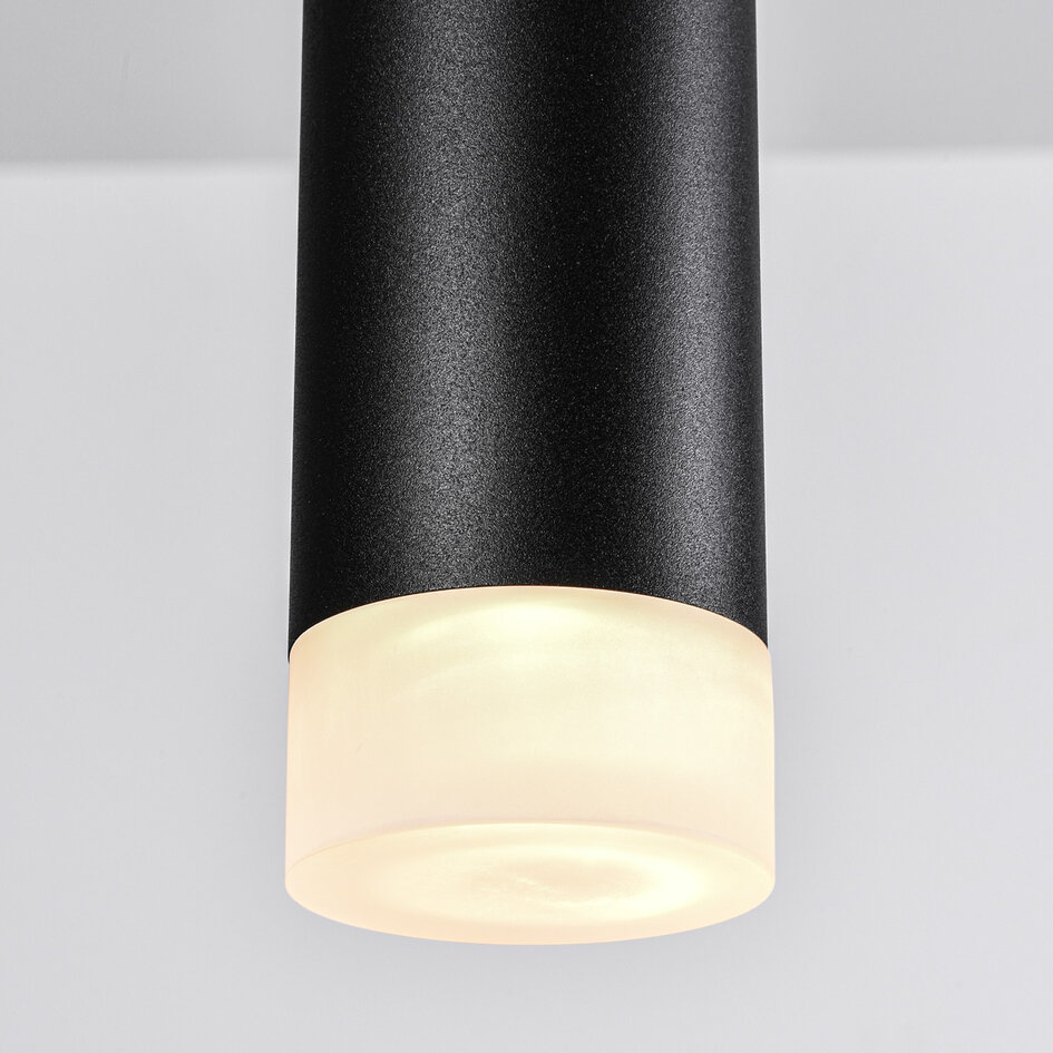Cylinderformad pendellampa Luke 1-fas, svart med matt diffusor