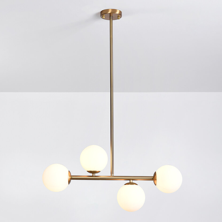 Designad taklampa Asun med fyra lampor - guld och mjölkvitt glas