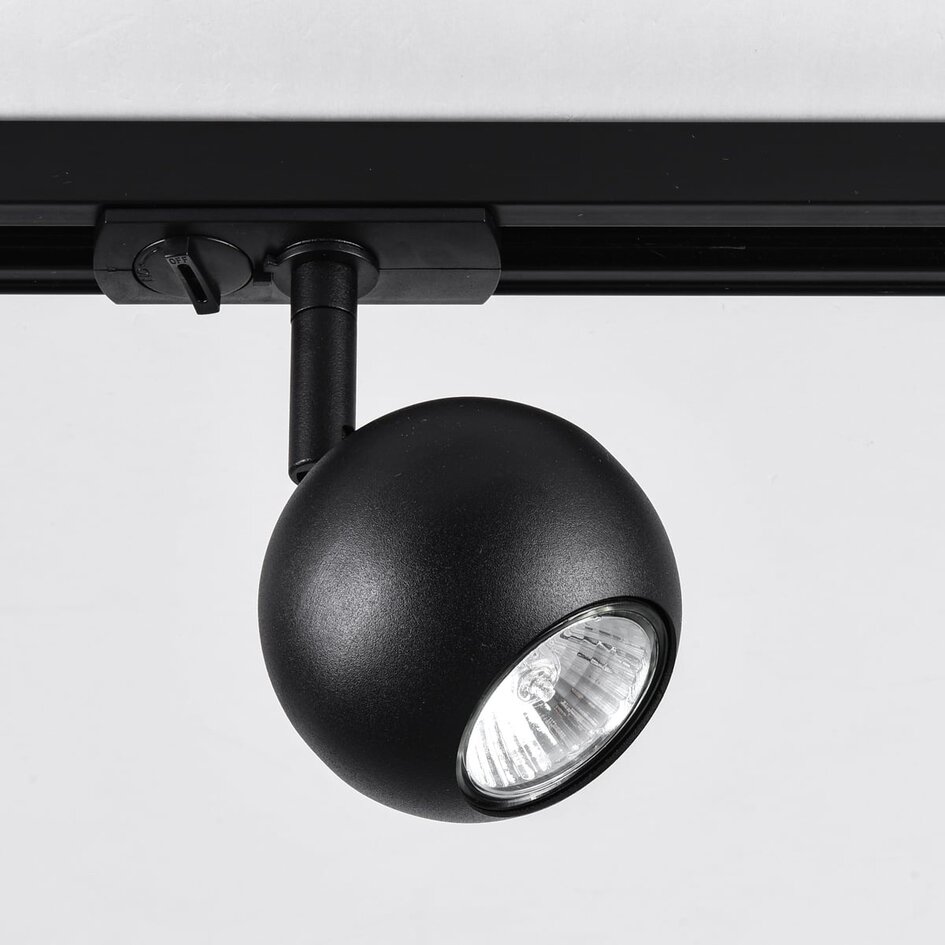 Design skensystem på 3 meter 1-fas med Dex spotlights - takskena
