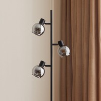 Modern golvlampa Mesa med tre lampor, mattsvart med rökgrått glas
