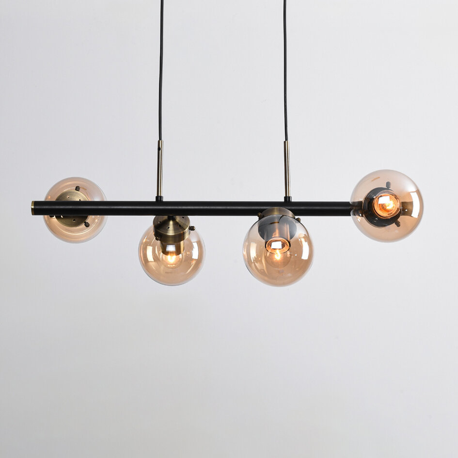 Modern pendellampa Saba med fyra lampor - svart och rökfärgat glas