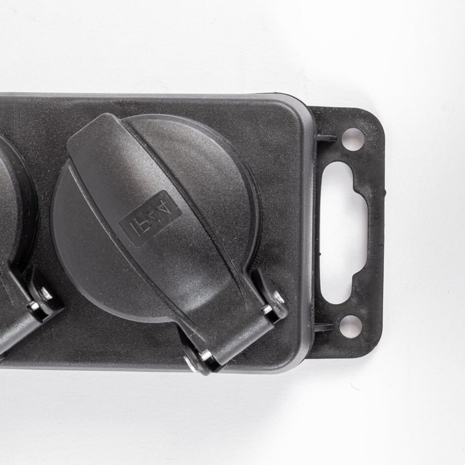Grenuttag för utomhusbruk IP44 med kabeltjocklek på 3x1,5mm²