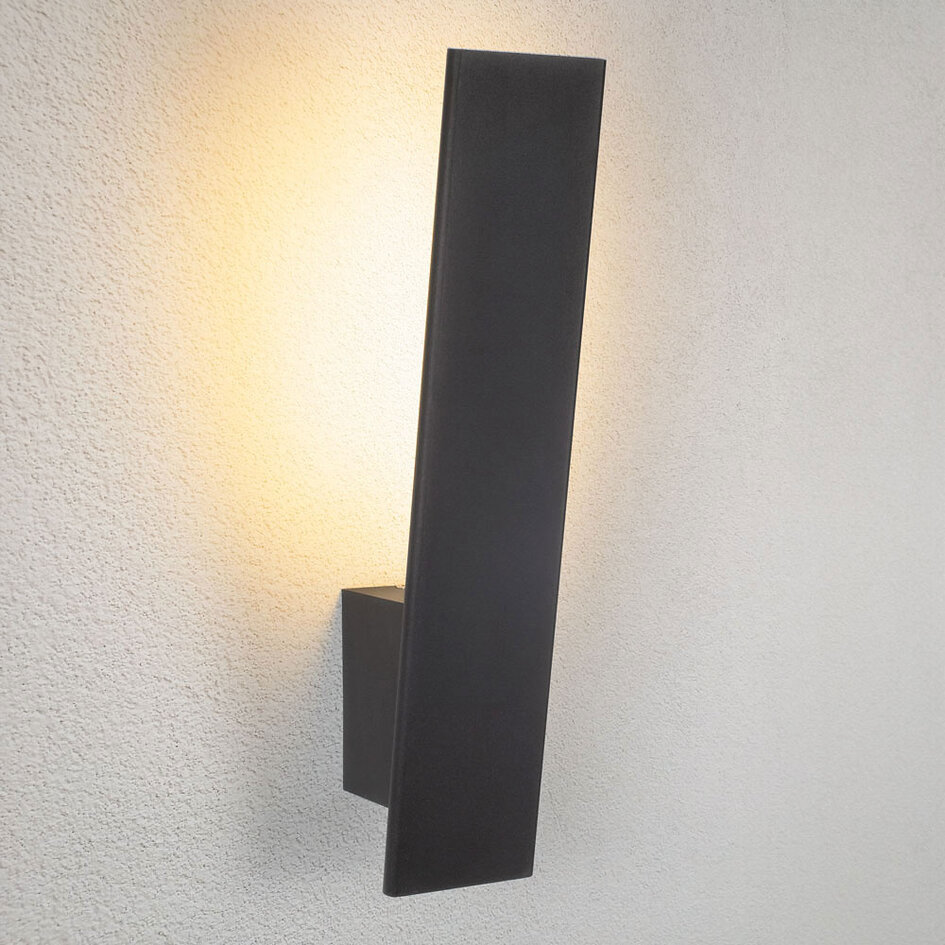 Dimbar vägglampa Leila, mattsvart