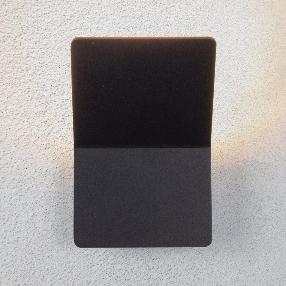 Dimbar vägglampa Lucy, mattsvart
