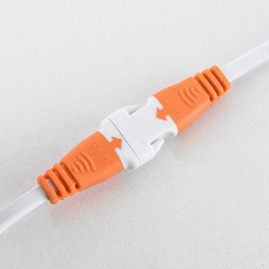 Infälld spotlight Luuk med dim-to-warm-funktion - vit