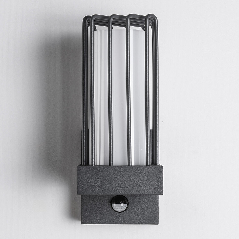 Industriell utomhusvägglampa Tijn med sensor - antracit