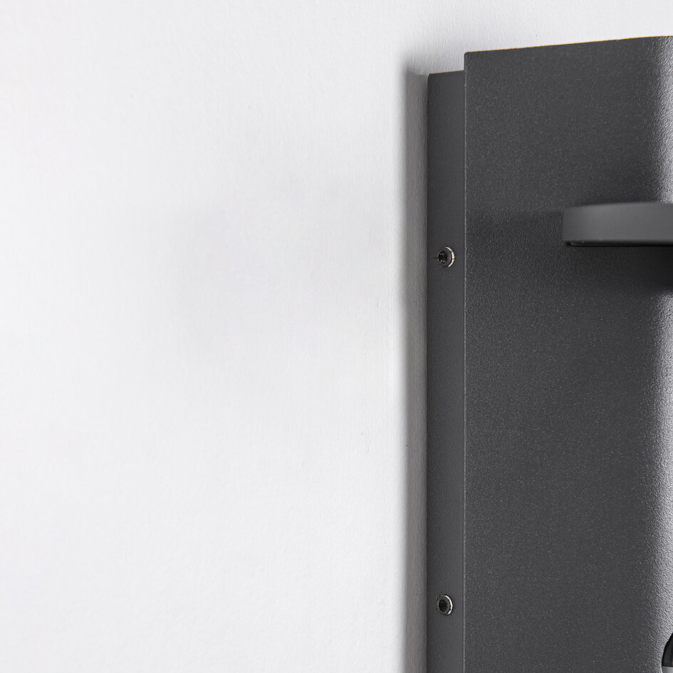 Utomhusvägglampa Mayson med sensor - antracit med integrerad LED