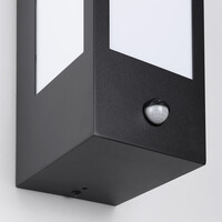 Utomhusvägglampa Lyon med sensor
