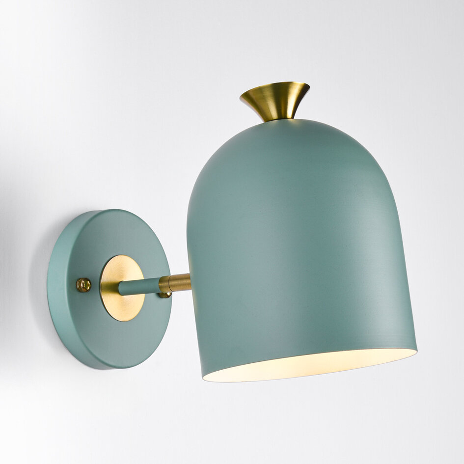 Vägglampa Raya i grönt med guld
