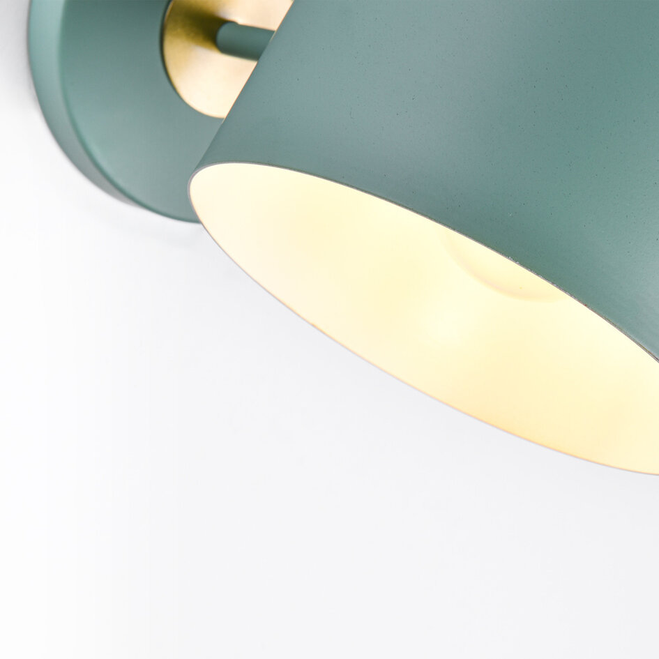 Vägglampa Raya i grönt med guld