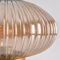Bordslampa Indah - guld med räfflat amberfärgat glas