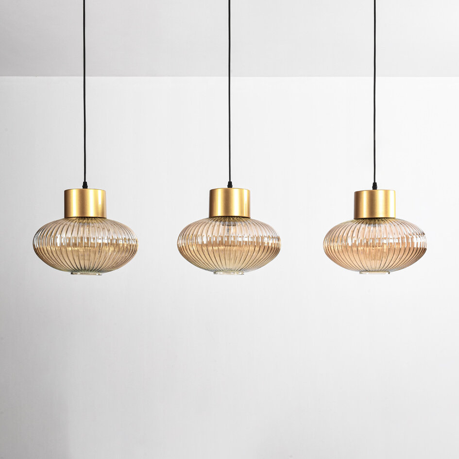 Pendellampa Imara med tre lampor och amberfärgat glas - amber och guld