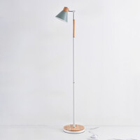 Retro golvlampa Elsie i trä med grön skärm