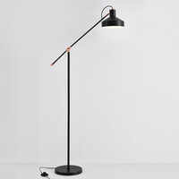 Golvlampa Tom - svart med bronsdetaljer och vinklingsbar arm