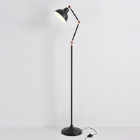 Vinkelbar golvlampa Kyle i svart med brons