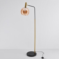 Golvlampa Singh med glaskula i marmor och guld