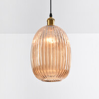 Pendellampa Riley av räfflat amberfärgat glas