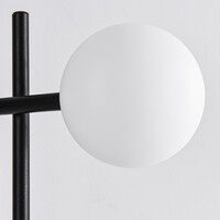 Bordslampa Glenn - mjölkvitt glas
