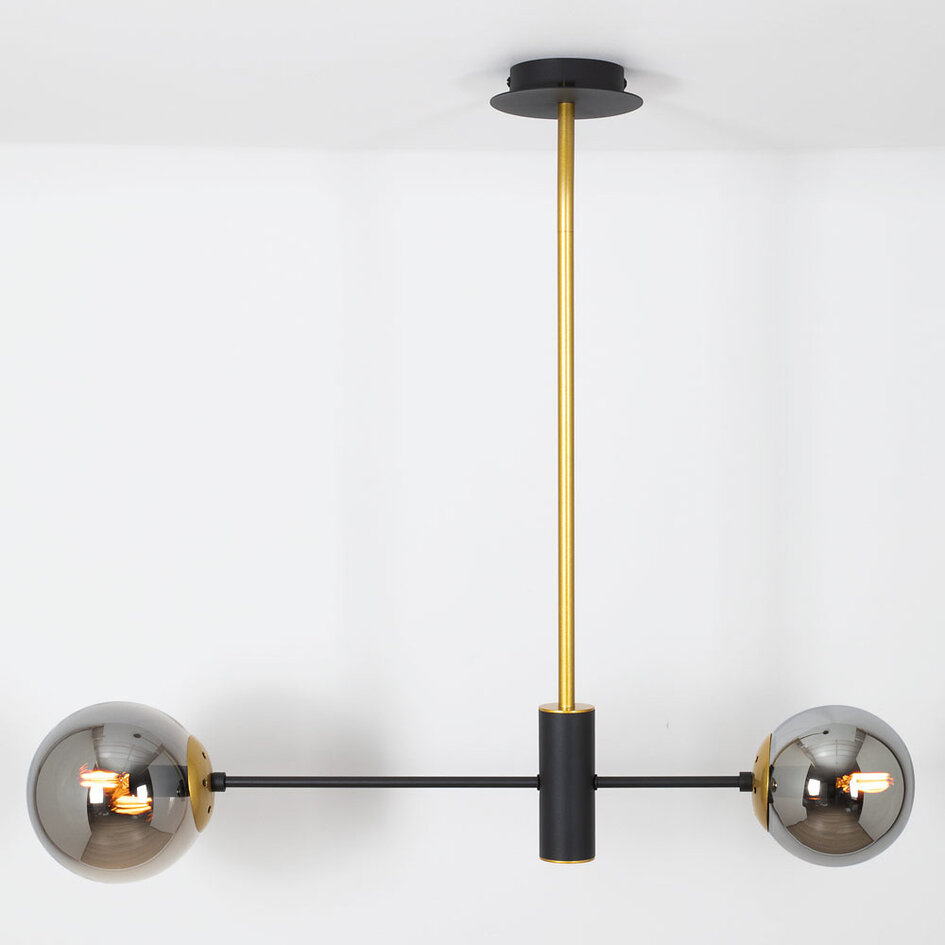 Designad pendellampa Danley med två lampor och glaskulor