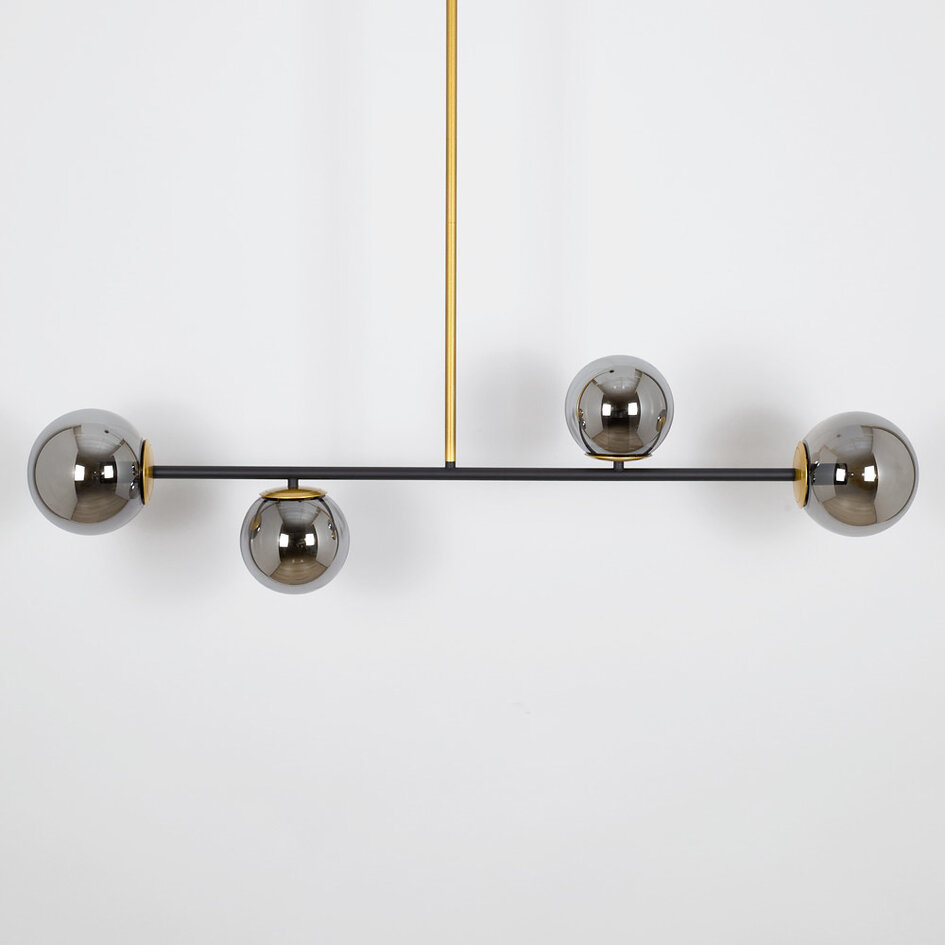 Designad pendellampa Davy med fyra lampor och glaskulor