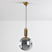 Pendellampa Lewis med en lampa och vågigt glas