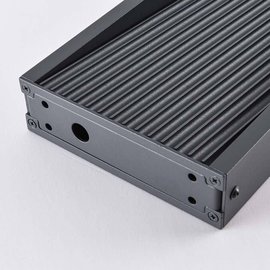 Stående utomhuslampa Andrew med räfflad design - antracit med integrerad LED