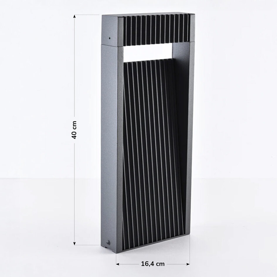 Stående utomhuslampa Andrew med räfflad design - antracit med integrerad LED
