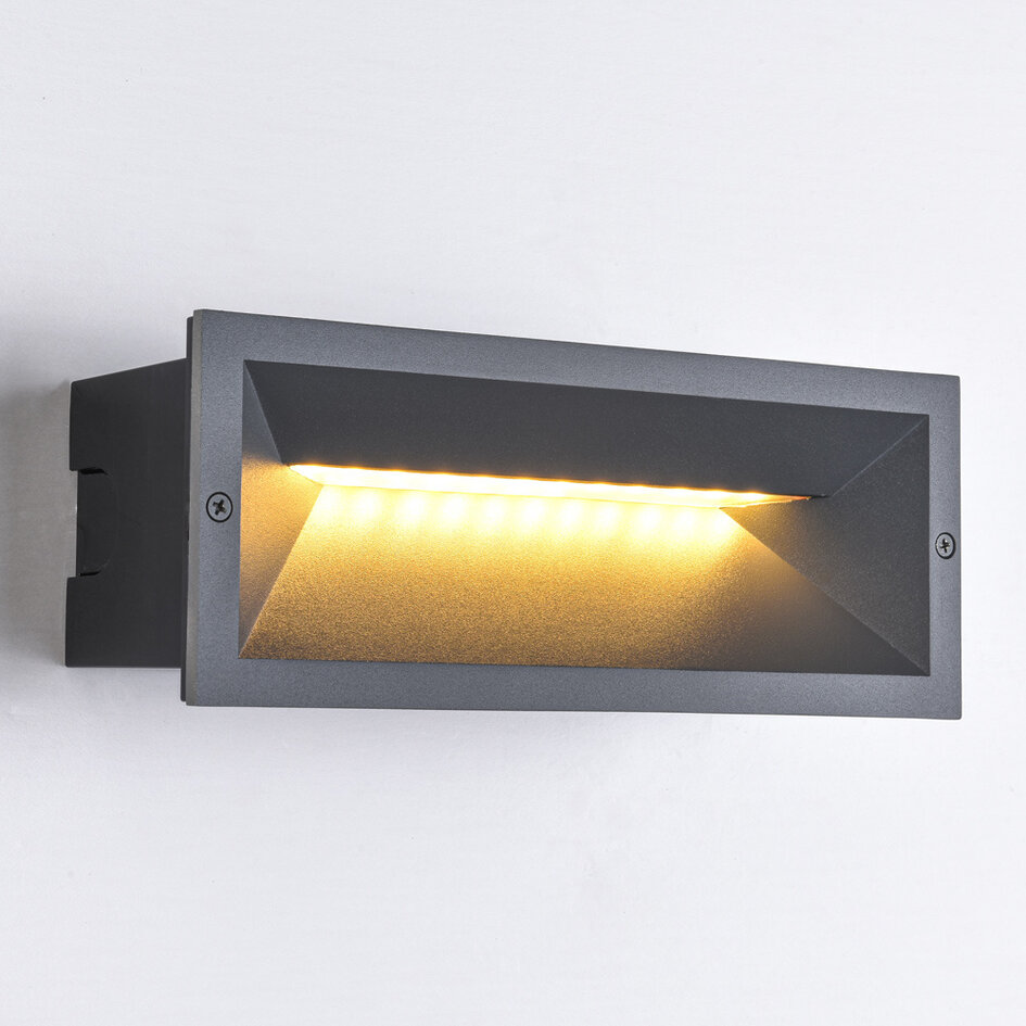 Infälld utomhusvägglampa Aston - med integrerad LED