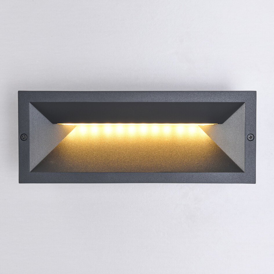 Infälld utomhusvägglampa Aston - med integrerad LED