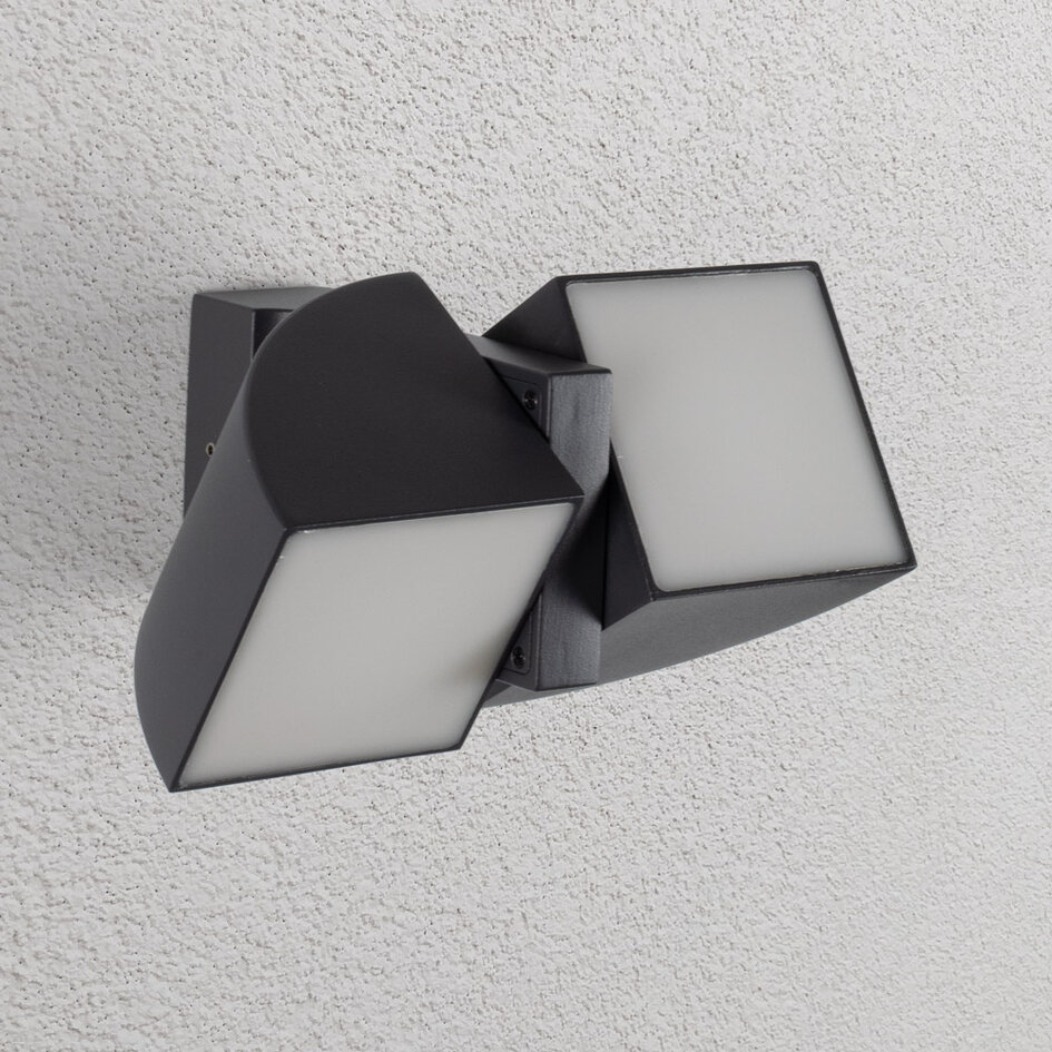 Justerbar utomhusvägglampa Xanthe - antracit med integrerad LED