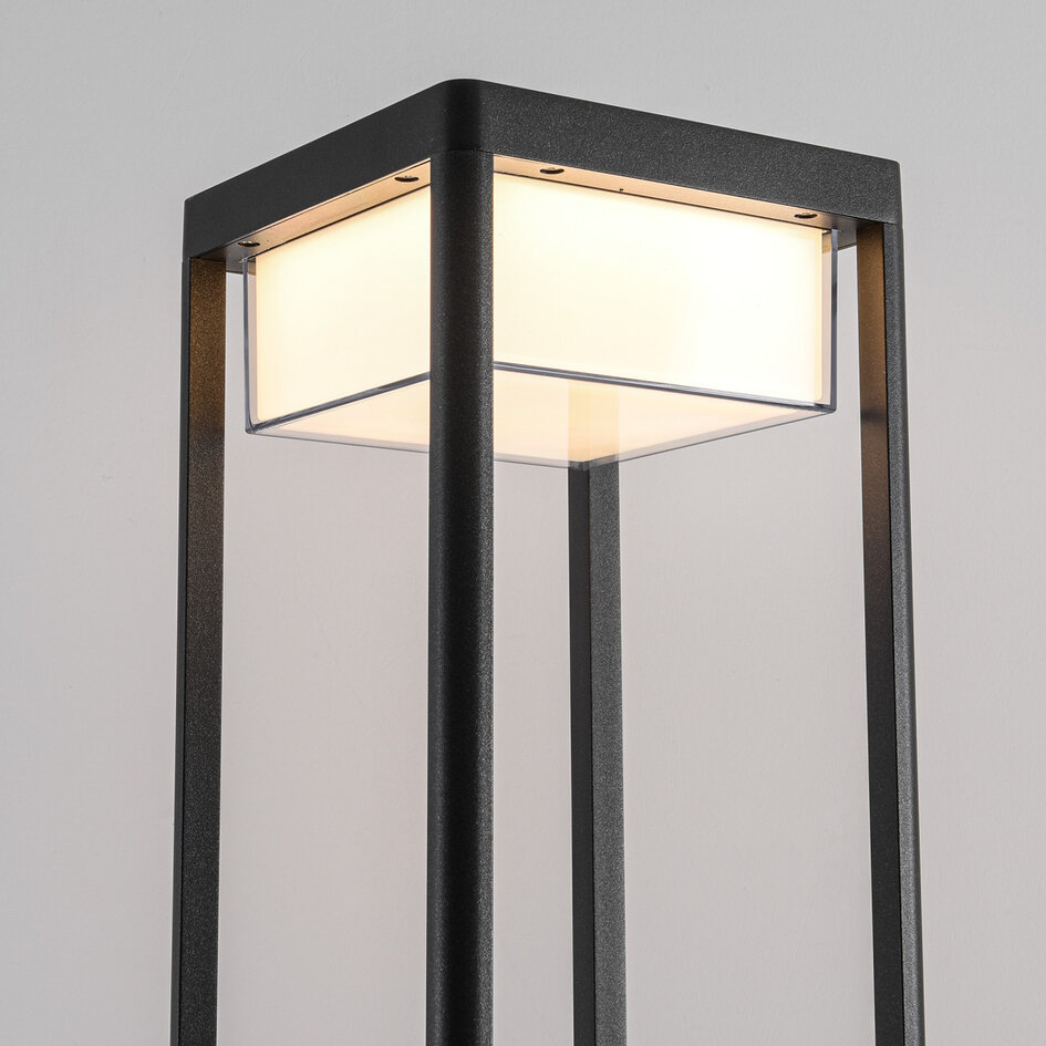 Stående utomhuslampa Charles - 180 cm antracit med integrerad LED