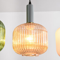 Pendellampa Aeneas med fyra lampor - räfflat glas i fyra färger